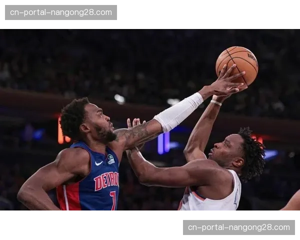 公牛主场迎战活塞,杜伦解禁复出考验公牛边路防守 公牛主场迎战活塞,杜伦解禁复出考验公牛边路防守